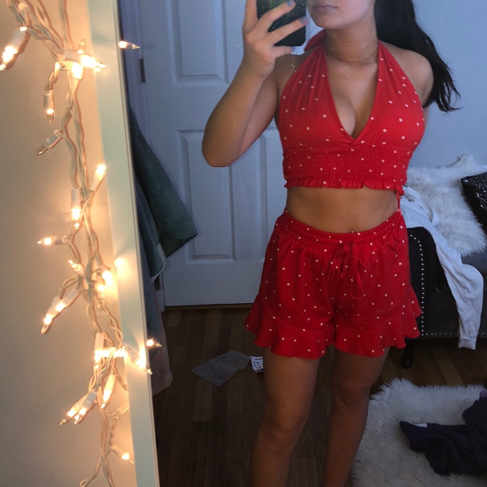 Two piece set